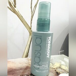 TONI & GUY CASUAL SEA SALT TEXTURISING SPRAY